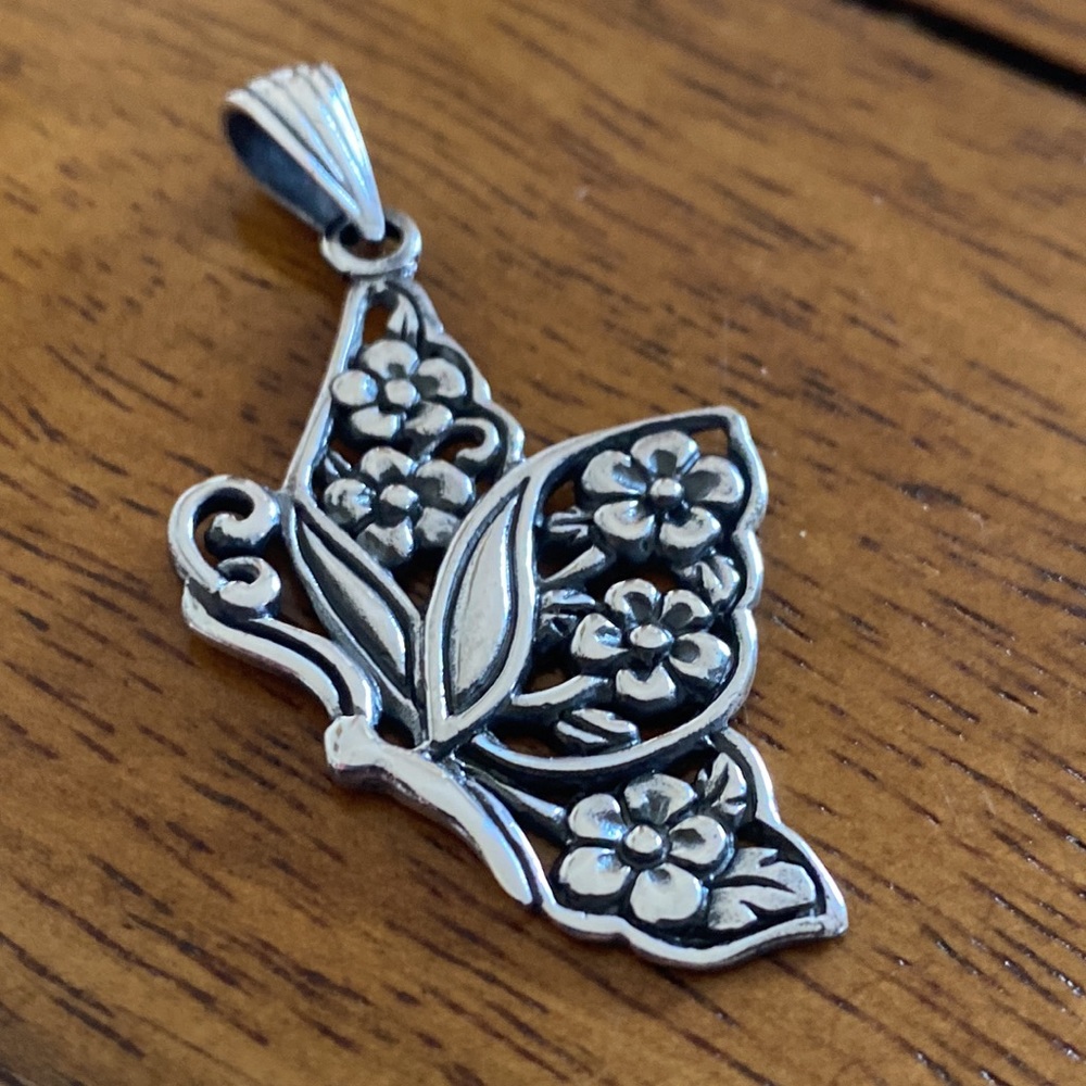Sterling Silver Floral Butterfly Pendant - Picture 3 of 3